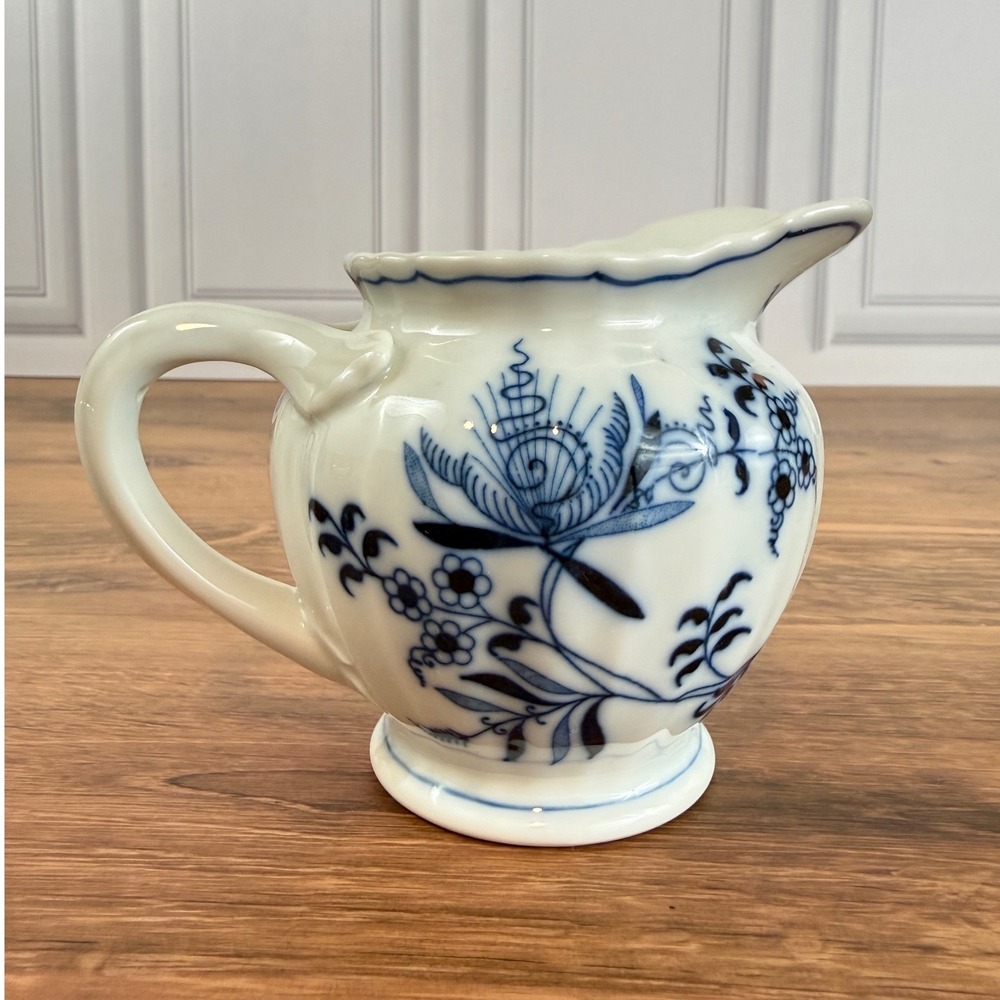 Vintage Blue Danube Cobalt Onion Pattern Creamer‎ Pitcher Banner Pre-1976 EUC